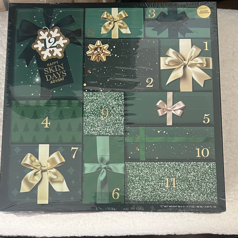 12 days of happy skin Advent Calendar